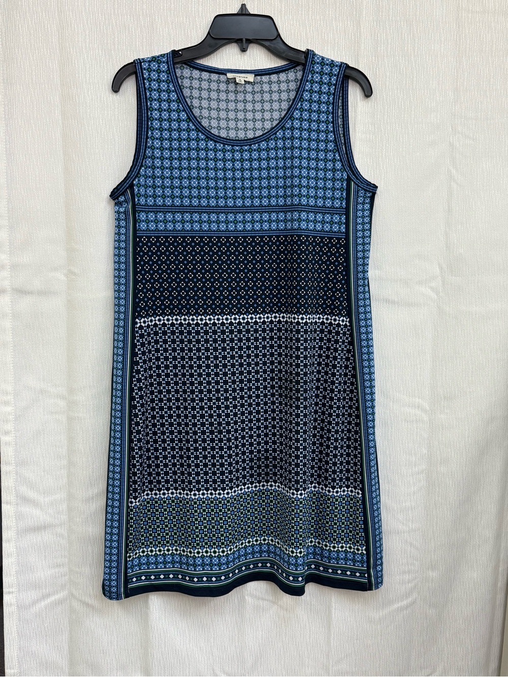 Max Studio Navy and Light Blue Geometric Sleeveless Shift Dress